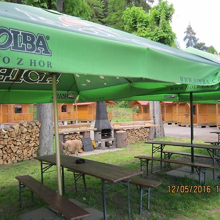 Penzion Uran Stráž pod Ralskem Екстериор снимка