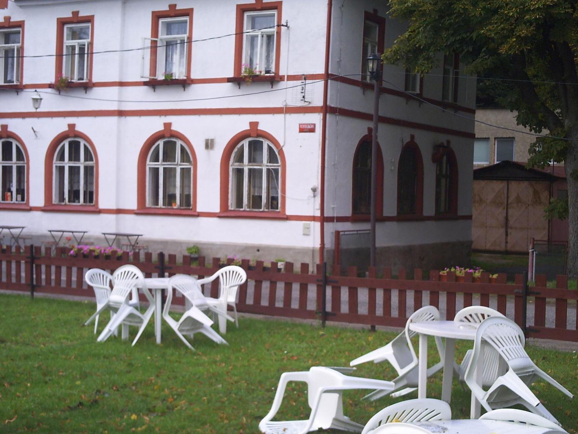 Penzion Uran Stráž pod Ralskem Екстериор снимка